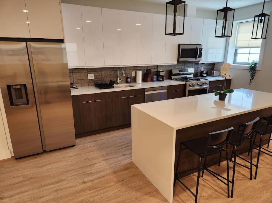 Close To Nyc, 10 Guest, Luxurious 3Bedroom Apartment Union City Exterior photo