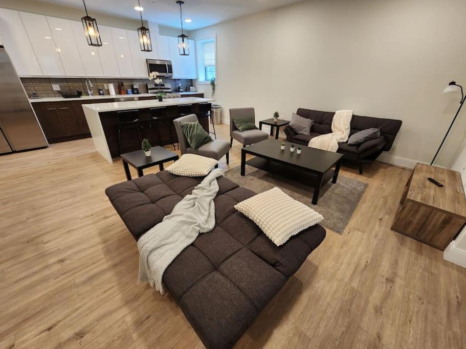 Close To Nyc, 10 Guest, Luxurious 3Bedroom Apartment Union City Exterior photo